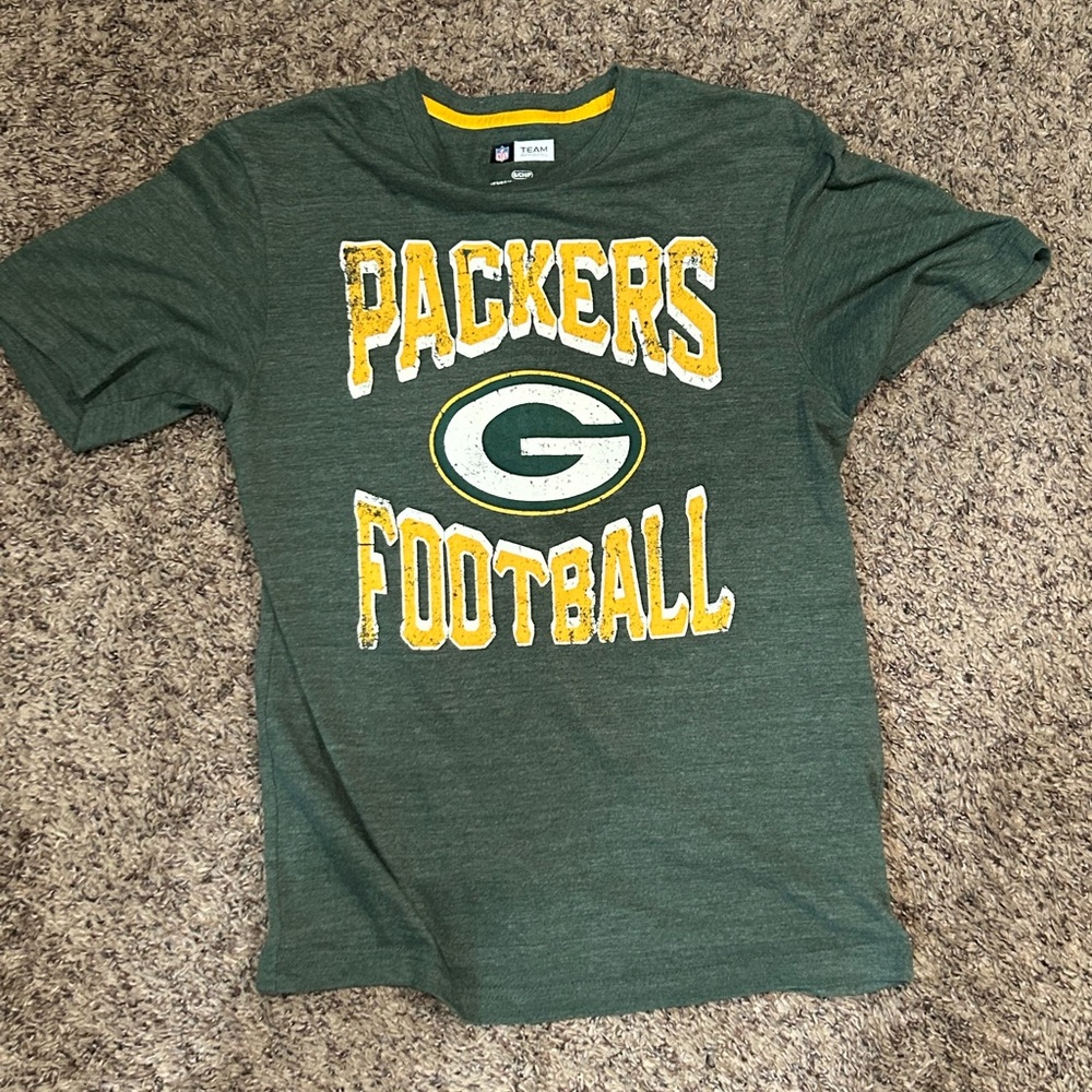 Packers T-Shirt Size Small